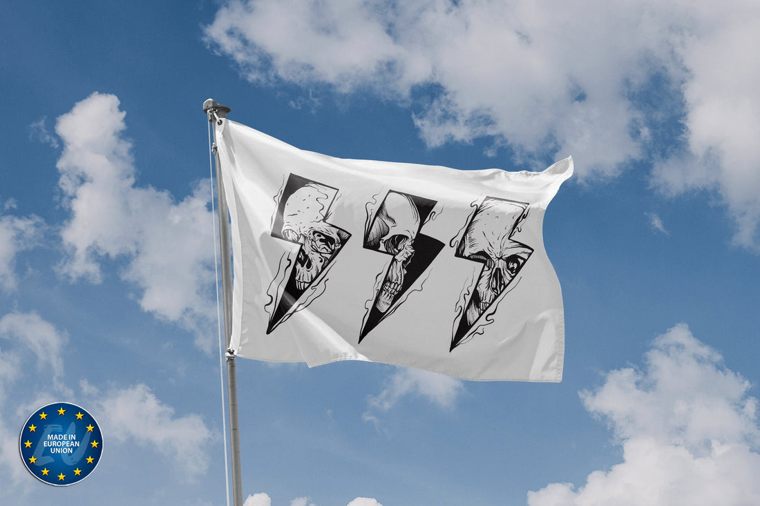 Lightning Skull Flag